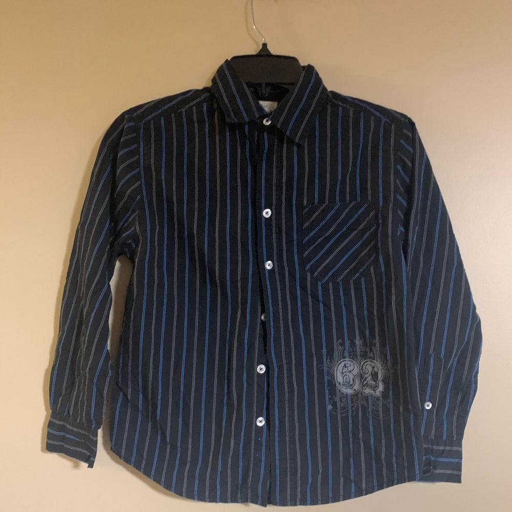 Boys button up shirt. Large 10/12
